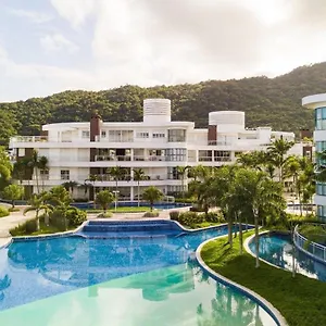 Apartamento Em Incrível Com Garagem, Cachoeira Apartamento Florianópolis